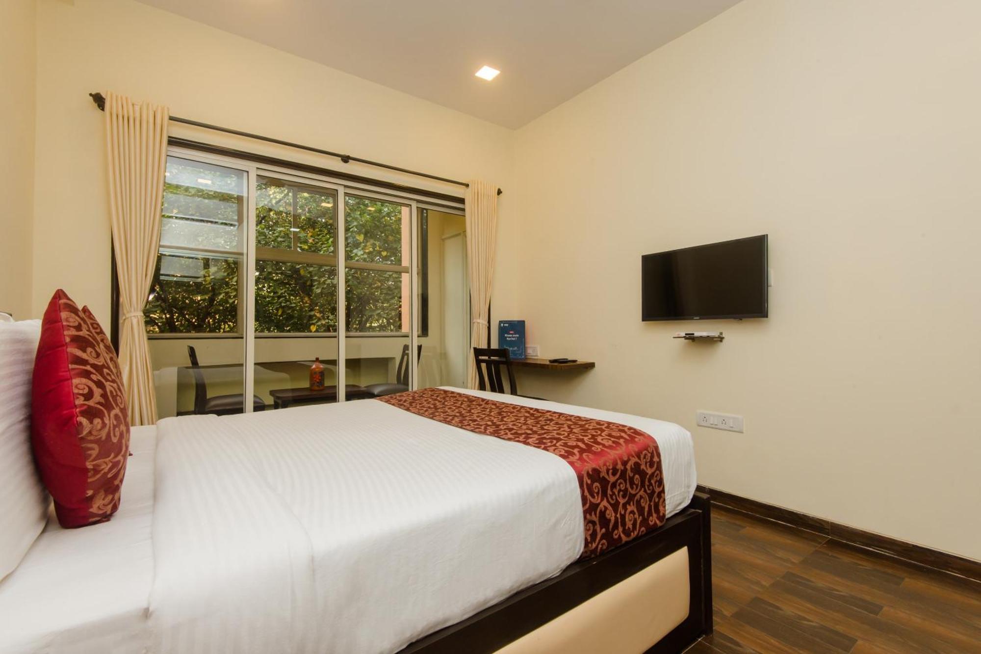 Super Hotel O Divine Residency Near Phoenix Marketcity Bombaim Exterior foto